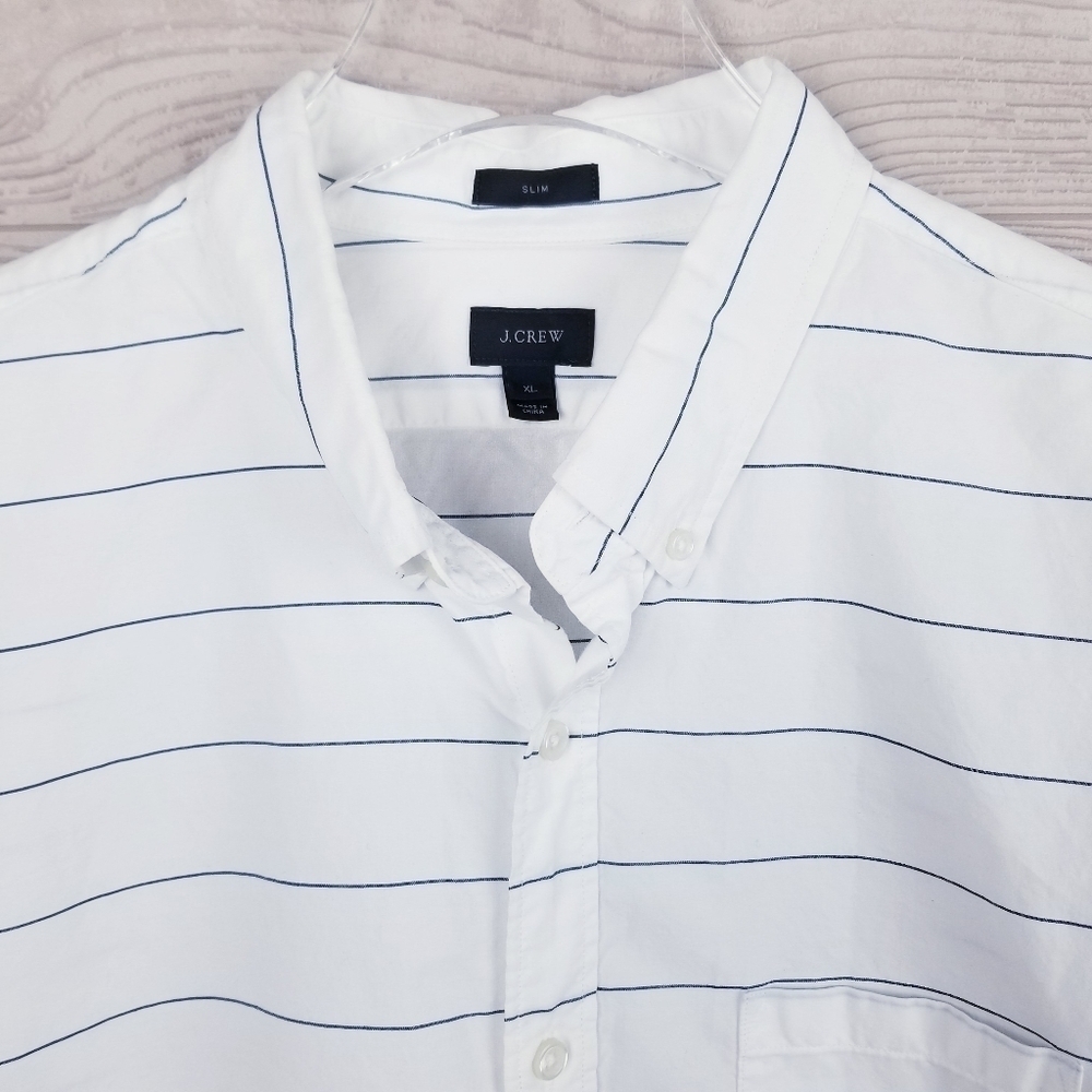 J. Crew Men's White/Blue Striped Button Front Shirt, size XL Slim - Picture 4 of 8